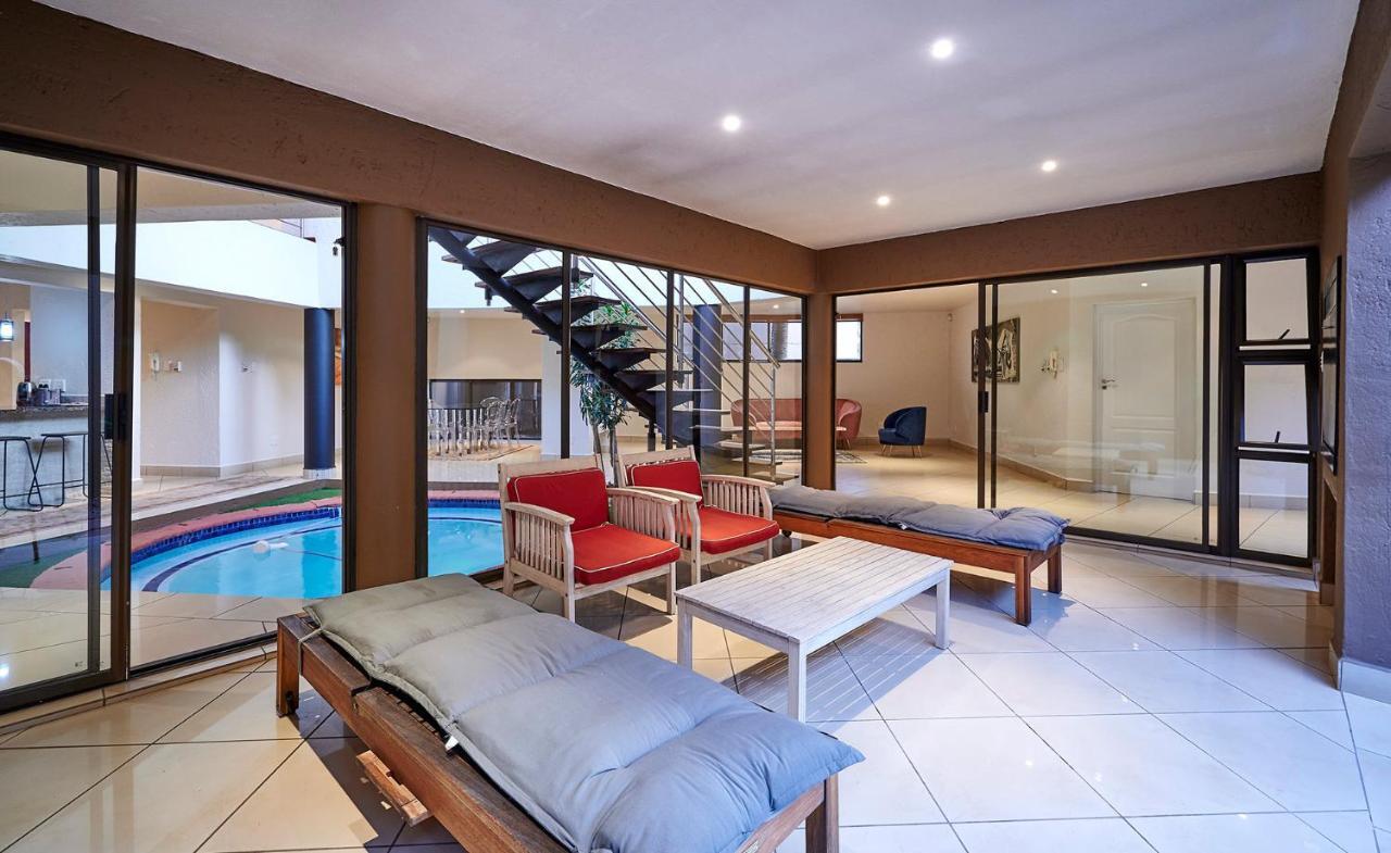 Dynasty Forest Sandown Serviced Apartments & Self Catering Hotel Johannesburgo Exterior foto